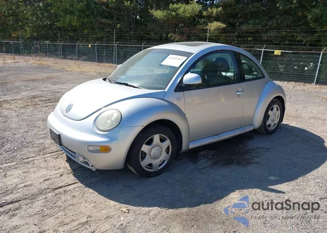 2000 Volkswagen New Beetle Gls из США, поврежденный, VIN 3VWCC21C6YM440903